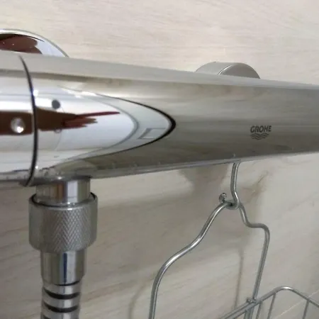 公寓 Garden Apt-free Parking,close D8,metro,expo Hovorcovice