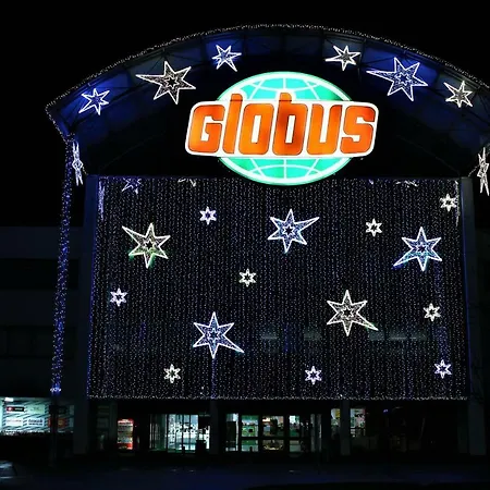 Garden Apt-free Parking,close D8,metro,expo Apartman Hovorcovice