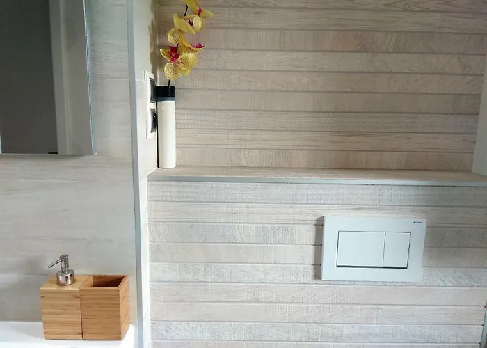 Garden Apt-free Parking,close D8,metro,expo شقة